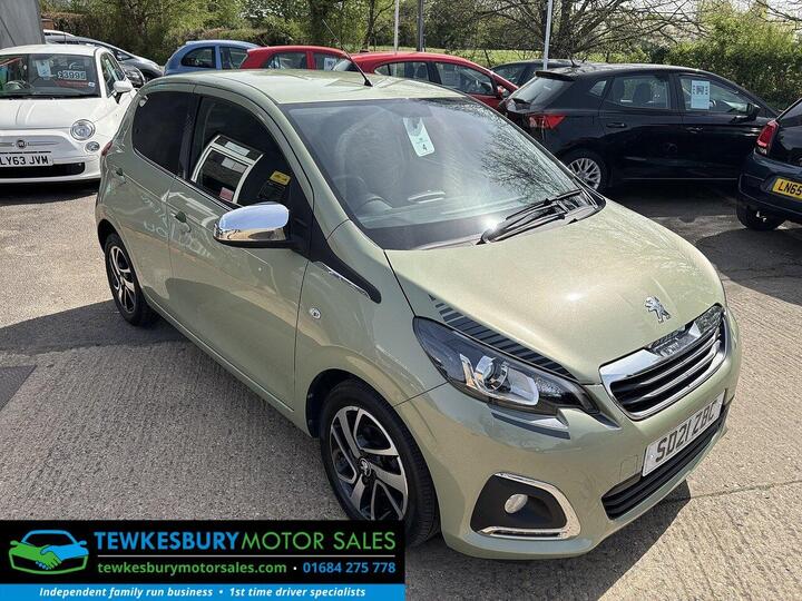 Peugeot 108 1.0 Collection Euro 6 (s/s) 5dr Peugeot 108 1.0 Collection Euro 6 (s/s) 5dr