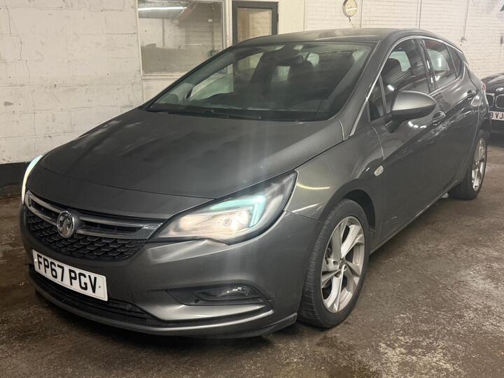 Vauxhall Astra 1.6 CDTi EcoFLEX SRi Nav Euro 6 (s/s) 5dr Vauxhall Astra 1.6 CDTi EcoFLEX SRi Nav Euro 6 (s/s) 5dr