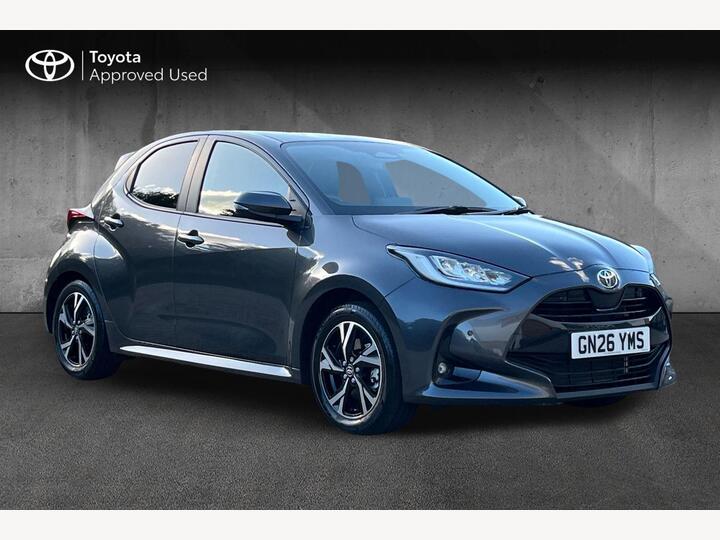 Toyota Yaris 1.5 VVT-h Design E-CVT Euro 6 (s/s) 5dr