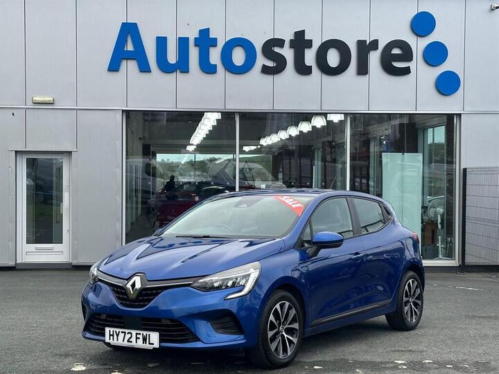 Renault Clio 1.0 TCe Iconic Edition Euro 6 (s/s) 5dr
