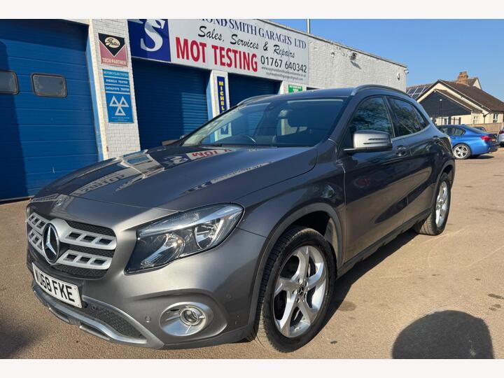 Mercedes-Benz GLA 2.1 GLA220d Sport (Executive) 7G-DCT 4MATIC Euro 6 (s/s) 5dr Mercedes-Benz GLA 2.1 GLA220d Sport (Executive) 7G-DCT 4MATIC Euro 6 (s/s) 5dr