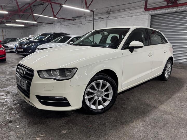 Audi A3 1.2 TFSI SE Sportback Euro 5 (s/s) 5dr