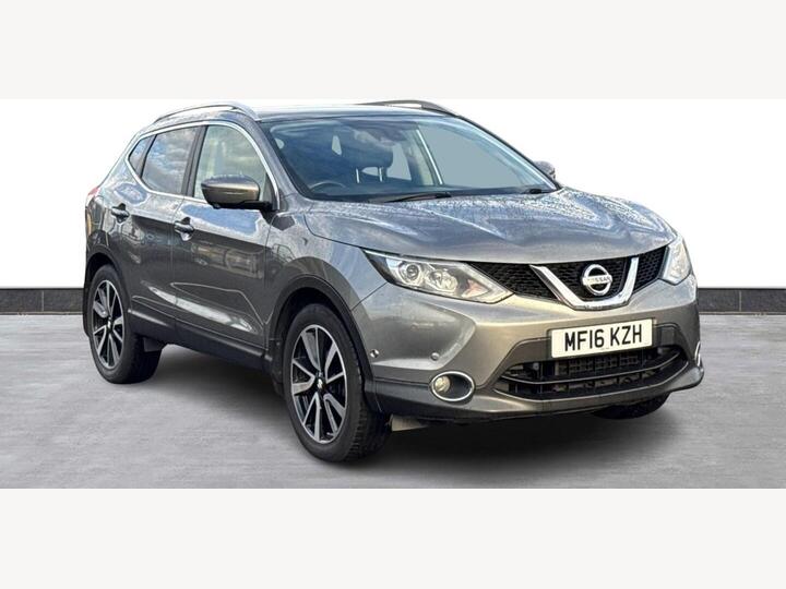Nissan Qashqai 1.6 DCi Tekna Euro 6 (s/s) 5dr Nissan Qashqai 1.6 DCi Tekna Euro 6 (s/s) 5dr