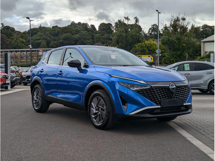 Nissan Qashqai 1.3 DIG-T MHEV Acenta Premium Euro 6 (s/s) 5dr