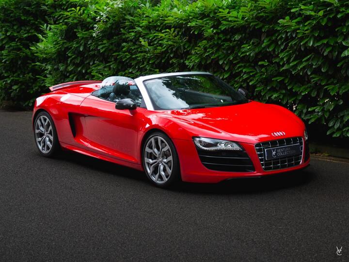 Audi R8 5.2 FSI V10 Spyder 2dr Petrol R Tronic Quattro Euro 4 (525 Ps)