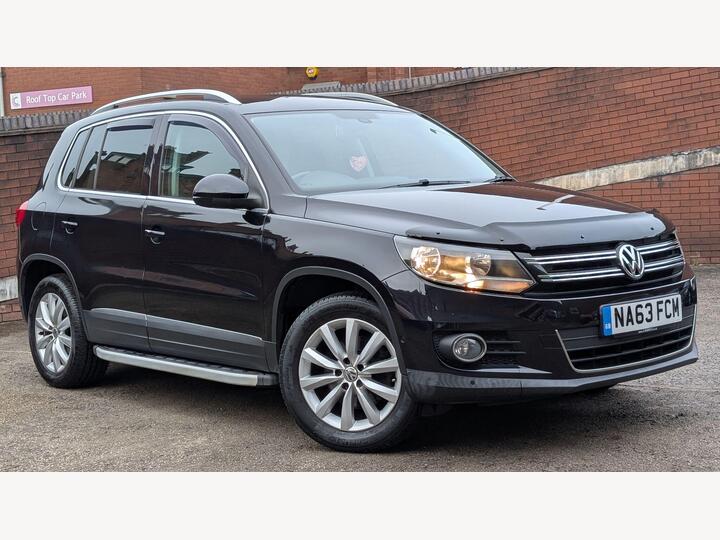 Volkswagen Tiguan 2.0 TDI BlueMotion Tech Match 4WD Euro 5 (s/s) 5dr