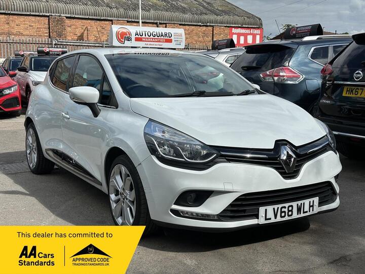 Renault Clio 0.9 TCe Iconic Euro 6 (s/s) 5dr