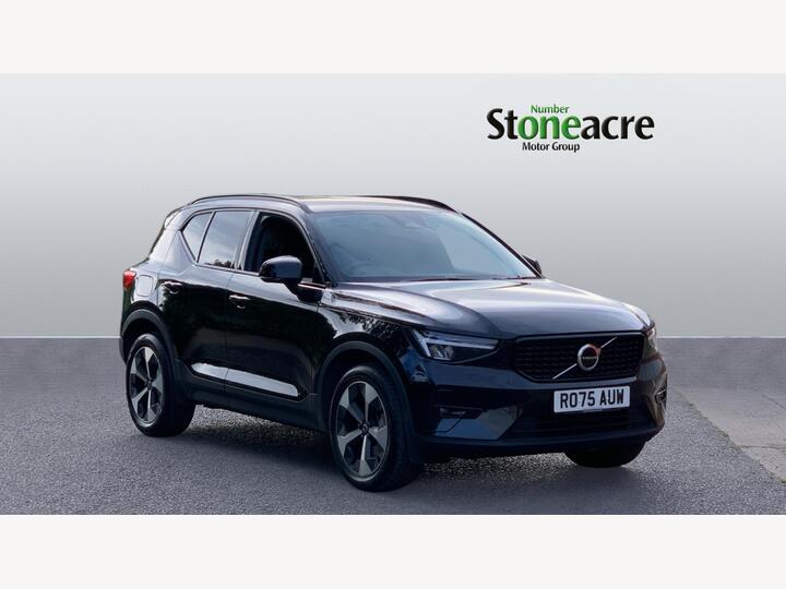 Volvo XC40 2.0 B4 MHEV Plus Dark DCT Auto Euro 6 (s/s) 5dr