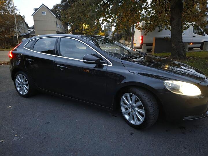 Volvo V40 2.0 D3 SE Lux Nav Euro 5 (s/s) 5dr
