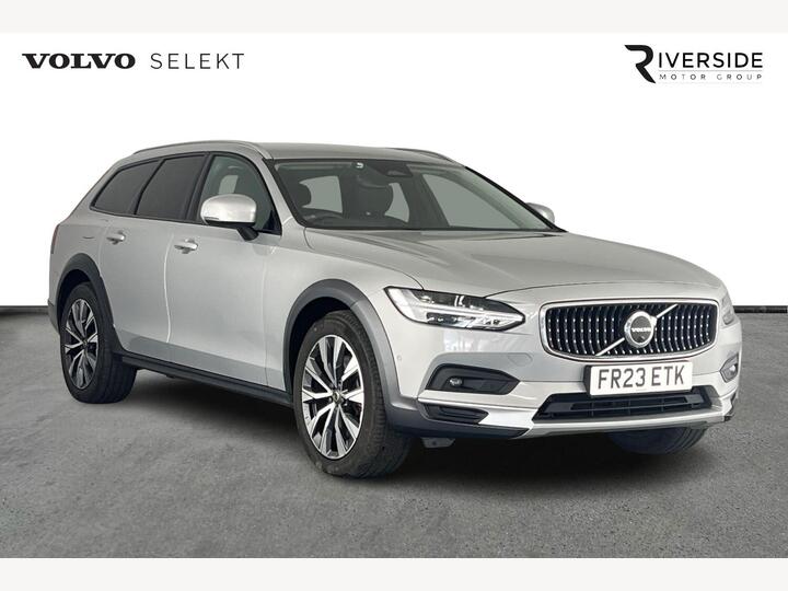 Volvo V90 Cross Country 2.0 B5 MHEV Plus Auto AWD Euro 6 (s/s) 5dr Volvo V90 Cross Country 2.0 B5 MHEV Plus Auto AWD Euro 6 (s/s) 5dr