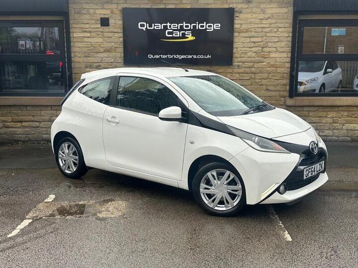 Toyota AYGO 1.0 VVT-i X-pression Euro 5 3dr Euro 5