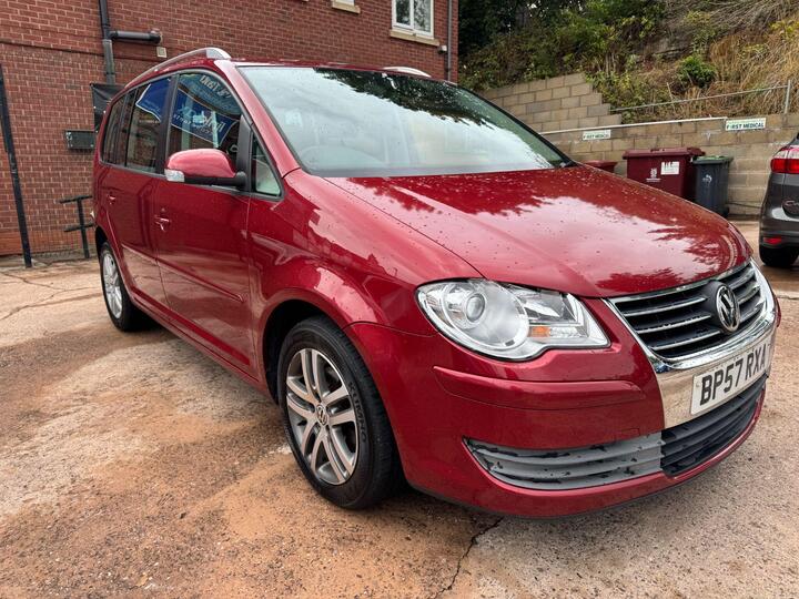 Volkswagen Touran 2.0 TDI SE DSG 5dr (5 Seats)