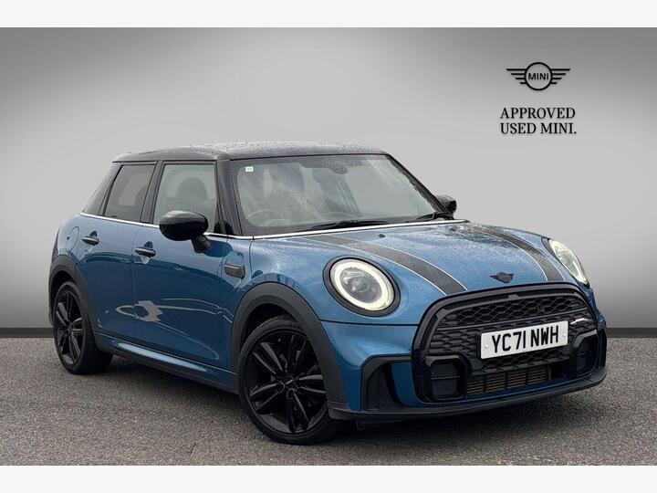 MINI Hatch 1.5 Cooper Sport Steptronic Euro 6 (s/s) 5dr