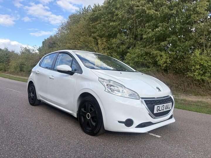 Peugeot 208 1.2 VTi Access+ Euro 5 5dr