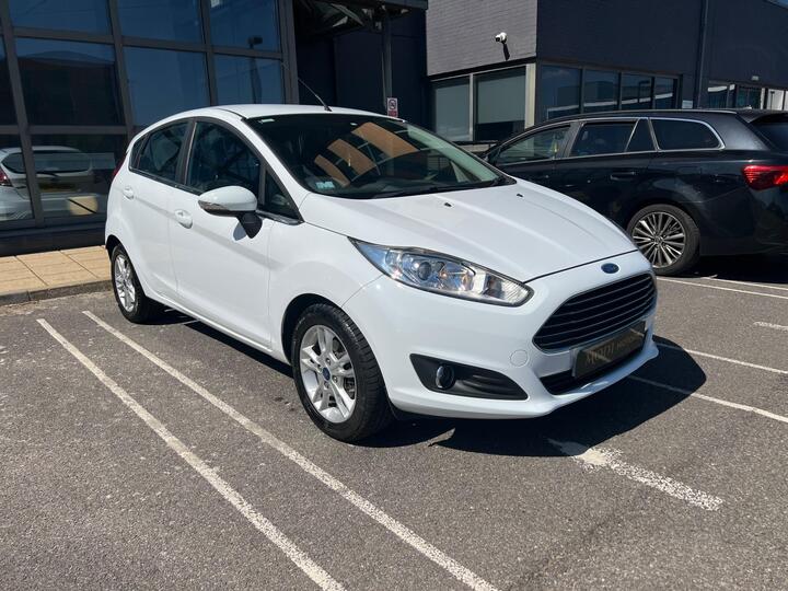 Ford Fiesta 1.25 Zetec Euro 6 5dr