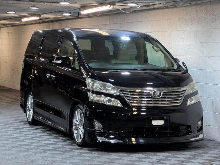 Toyota Vellfire 2.4Z Platinum Selection AUTO 8 Seat ULEZ