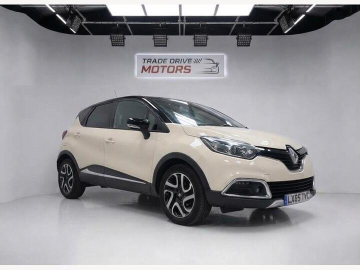 Renault Captur 1.2 TCe ENERGY Signature Nav Auto Euro 6 (s/s) 5dr