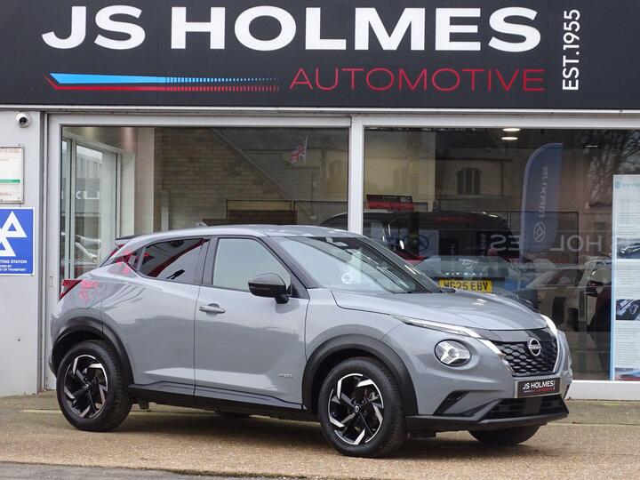 Nissan Juke 1.6 N-Connecta Auto Euro 6 5dr