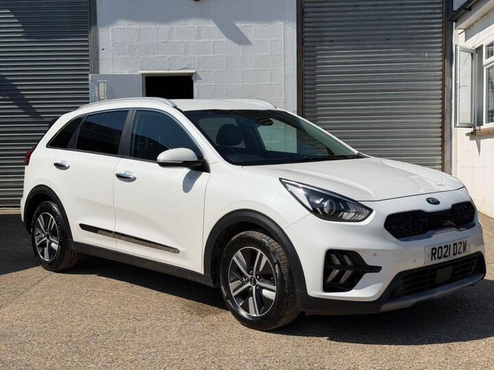 Kia NIRO 1.6 GDi 8.9kWh 3 DCT Euro 6 (s/s) 5dr