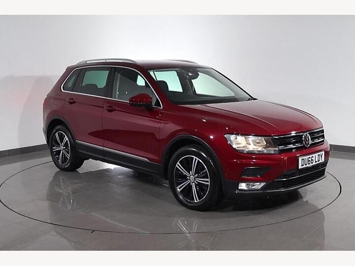 Volkswagen TIGUAN 2.0 TDI BlueMotion Tech SE DSG Euro 6 (s/s) 5dr