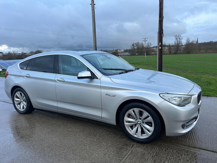 BMW 5 Series Gran Turismo 3.0 530d SE GT Steptronic Euro 5 5dr