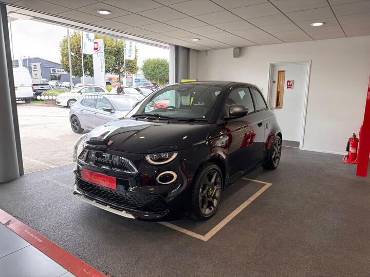 Abarth Abarth 500 42kWh Auto 3dr