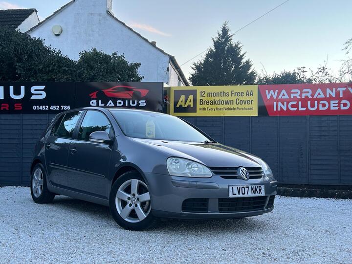 Volkswagen Golf 2.0 TDI Sport DSG 5dr