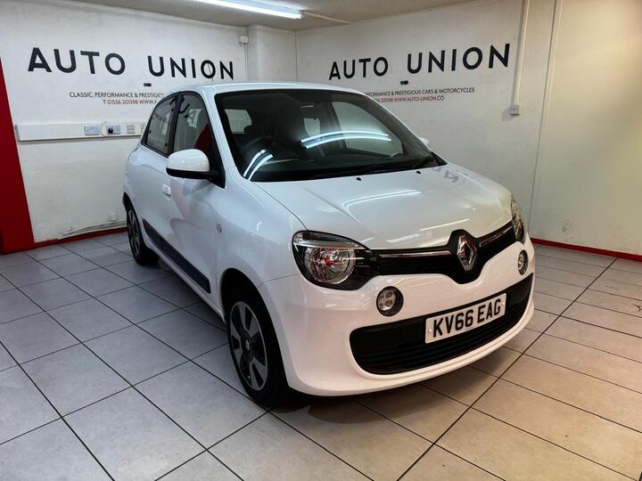 Renault Twingo 1.0 SCe Play Euro 6 5dr Renault Twingo 1.0 SCe Play Euro 6 5dr