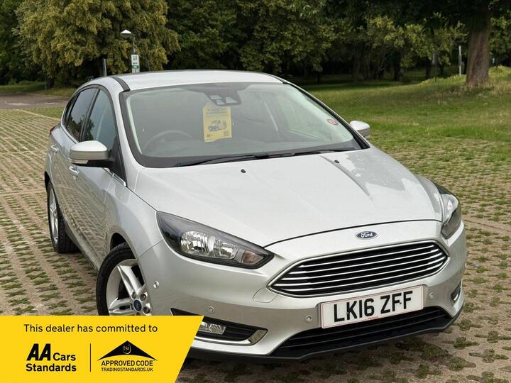 Ford Focus 1.0T EcoBoost Titanium Euro 6 (s/s) 5dr