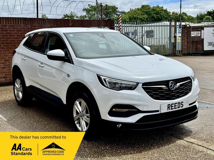 Vauxhall Grandland X 1.6 Turbo D BlueInjection SE Auto Euro 6 (s/s) 5dr