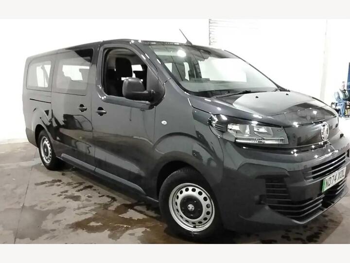 Vauxhall Vivaro 49kWh Combi XL MPV Auto LWB 5dr (9 Seat, 11kW Charger)