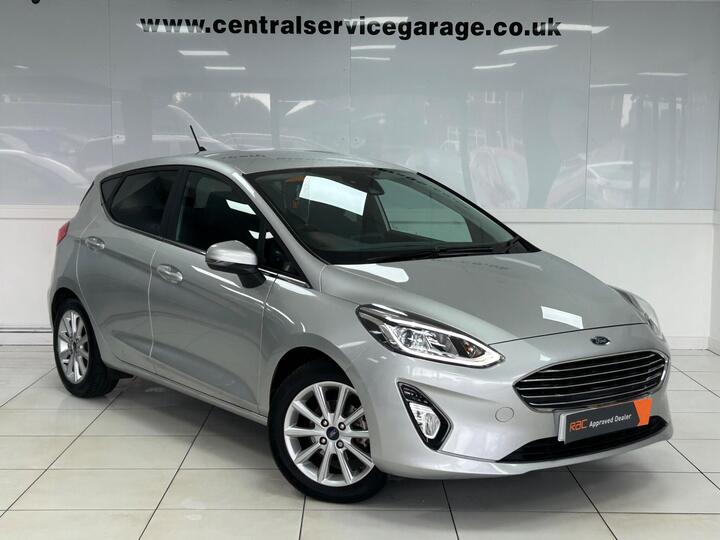 Ford Fiesta 1.0T EcoBoost Titanium Euro 6 (s/s) 5dr