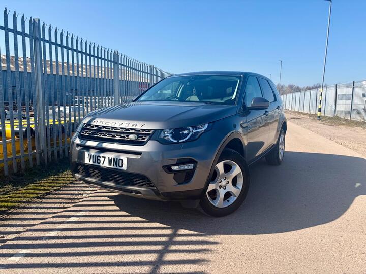Land Rover Discovery Sport 2.0 ED4 SE Tech Euro 6 (s/s) 5dr (5 Seat) Land Rover Discovery Sport 2.0 ED4 SE Tech Euro 6 (s/s) 5dr (5 Seat)