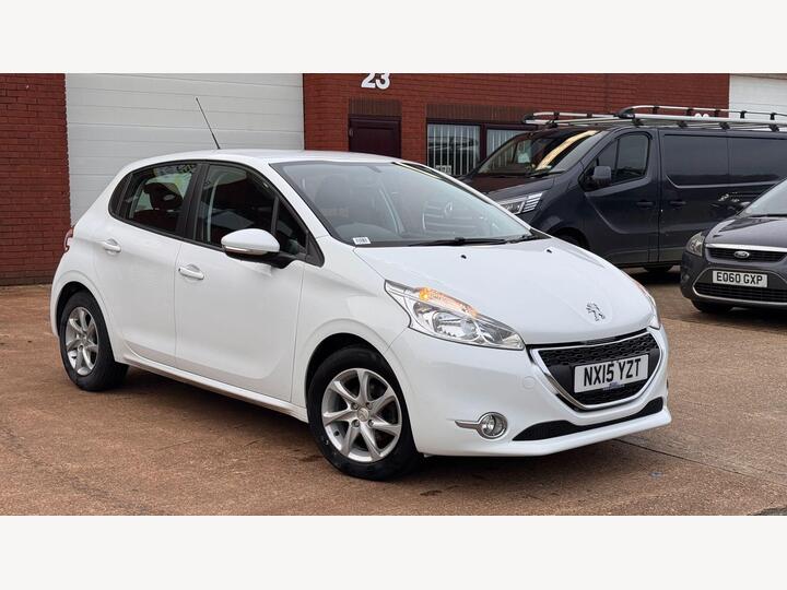 Peugeot 208 1.2 VTi PureTech Active Euro 6 5dr Peugeot 208 1.2 VTi PureTech Active Euro 6 5dr