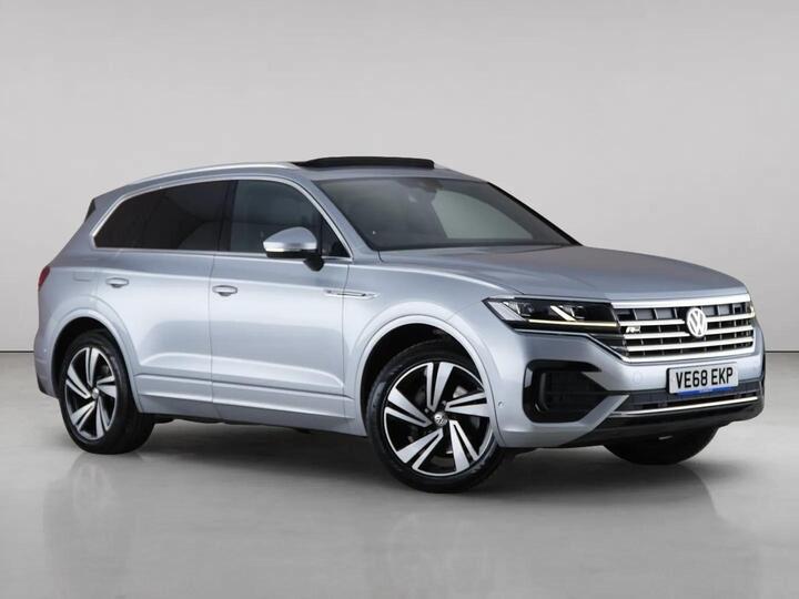 Volkswagen Touareg 3.0 TDI V6 R-Line Tech Tiptronic 4Motion Euro 6 (s/s) 5dr