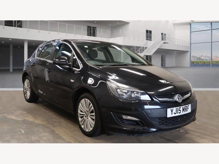 Vauxhall Astra 1.4i Excite Euro 6 5dr Vauxhall Astra 1.4i Excite Euro 6 5dr