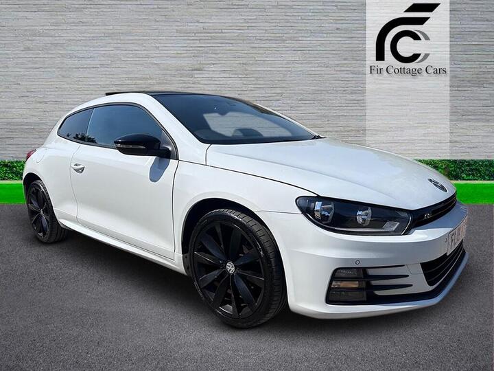 Volkswagen Scirocco 2.0 TDI BlueMotion Tech R-Line DSG Euro 6 (s/s) 3dr