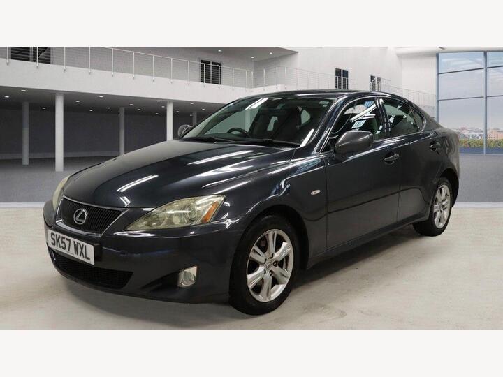 Lexus IS 2.2 220TD 4dr
