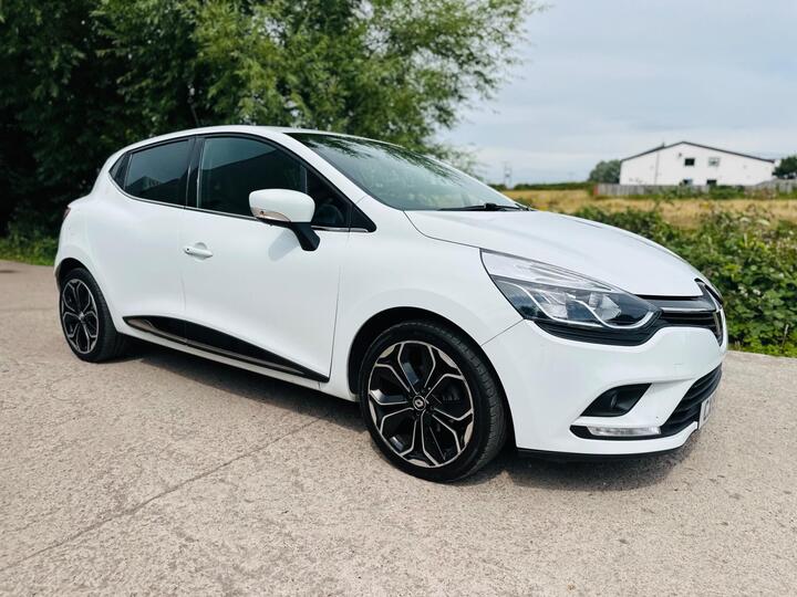 Renault Clio 0.9 TCe Iconic Euro 6 (s/s) 5dr