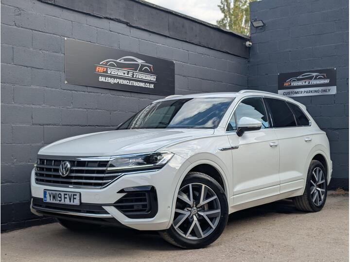 Volkswagen Touareg 3.0 TDI V6 R-Line Tiptronic 4Motion Euro 6 (s/s) 5dr