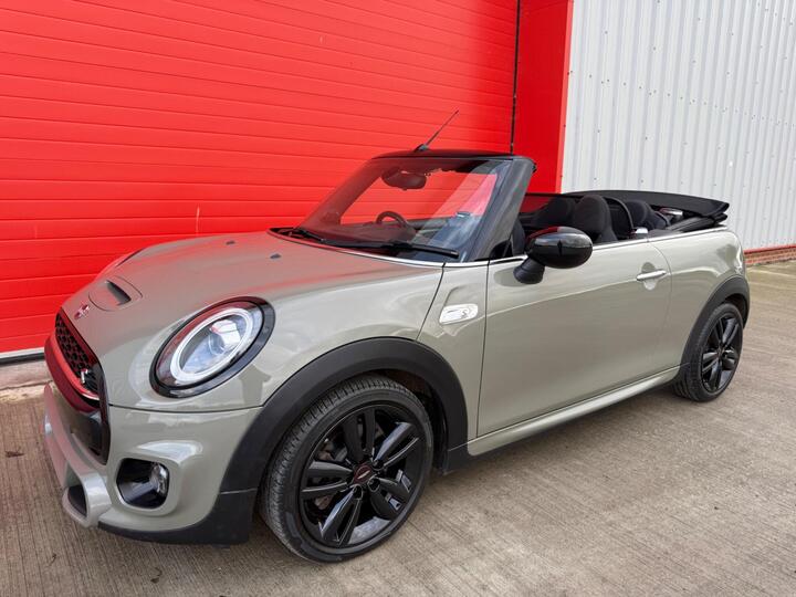 MINI Convertible 2.0 Cooper S Sport Steptronic Euro 6 (s/s) 2dr