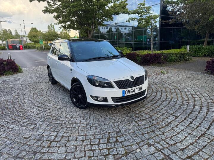 Skoda Fabia 1.2 TSI Black Edition Euro 5 5dr Skoda Fabia 1.2 TSI Black Edition Euro 5 5dr