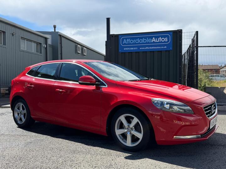 Volvo V40 1.6 D2 SE Euro 5 (s/s) 5dr