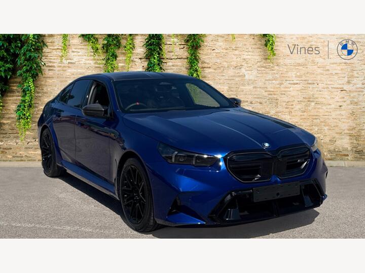 BMW M5 Saloon 4.4 22.1kWh Steptronic XDrive Euro 6 (s/s) 4dr