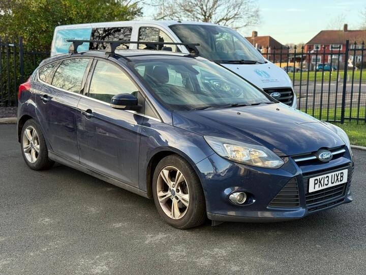 Ford Focus 1.6 TDCi ECOnetic Zetec Euro 5 (s/s) 5dr
