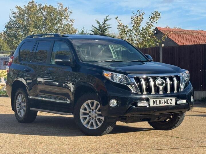 Toyota LAND CRUISER 2.8D Invincible Auto 4WD Euro 6 5dr (7 Seats)