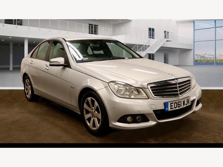 Mercedes-Benz C Class 1.8 C180 BlueEfficiency SE Edition 125 G-Tronic+ Euro 5 (s/s) 4dr