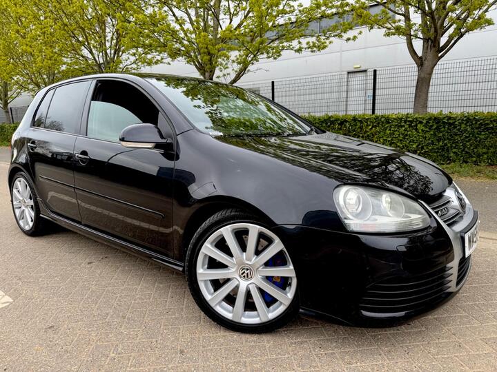 Volkswagen Golf 3.2 V6 R32 DSG 4Motion 5dr