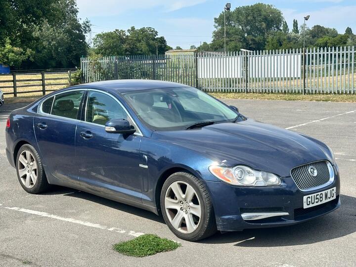 Jaguar XF 2.7d V6 Premium Luxury Auto Euro 4 4dr