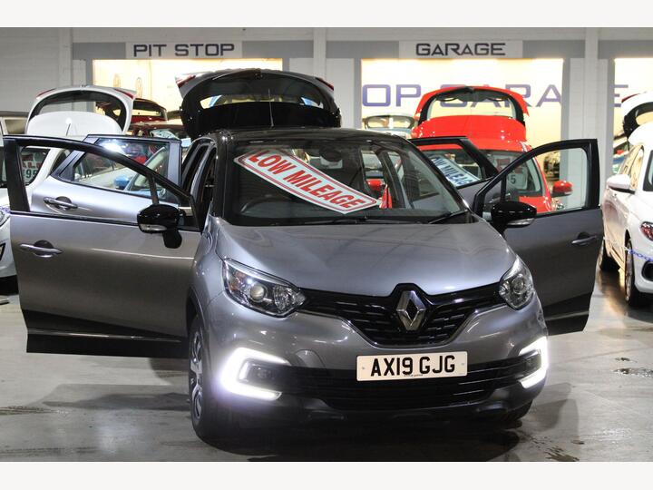 Renault Captur 0.9 TCe ENERGY Play Euro 6 (s/s) 5dr